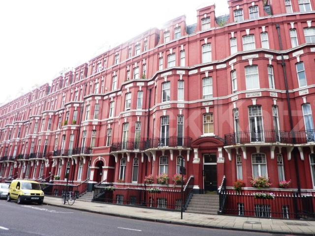 			IDEAL FOR 3 SHARERS!, 2 Bedroom, 1 bath, 1 reception Flat			 Old Marylebone Road, MARLEBONE